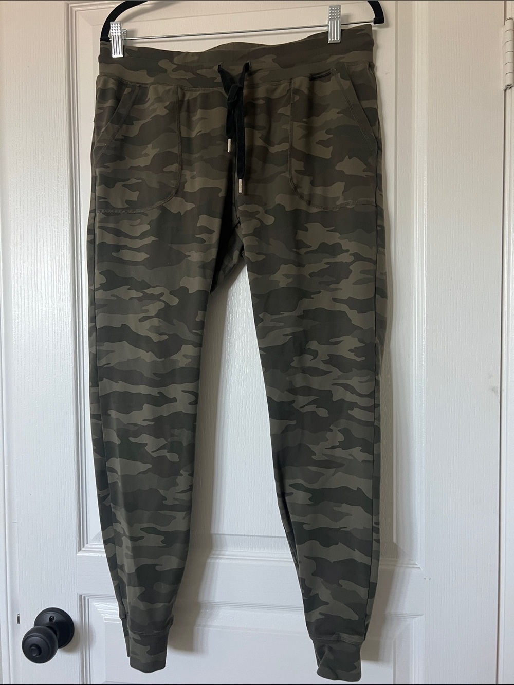EUC ZYIA Olive Camo Jogger Pants SIZE Large